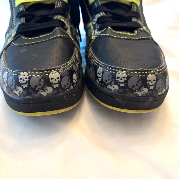 OP Sneakers Black Neon Green with Skulls Youth SZ 5 WORN 1X - Picture 5 of 13